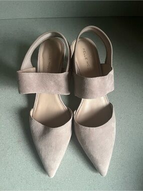 Pelle Moda Beige Suede Pointed-Toe Slingback Mules Sz 8.5 New